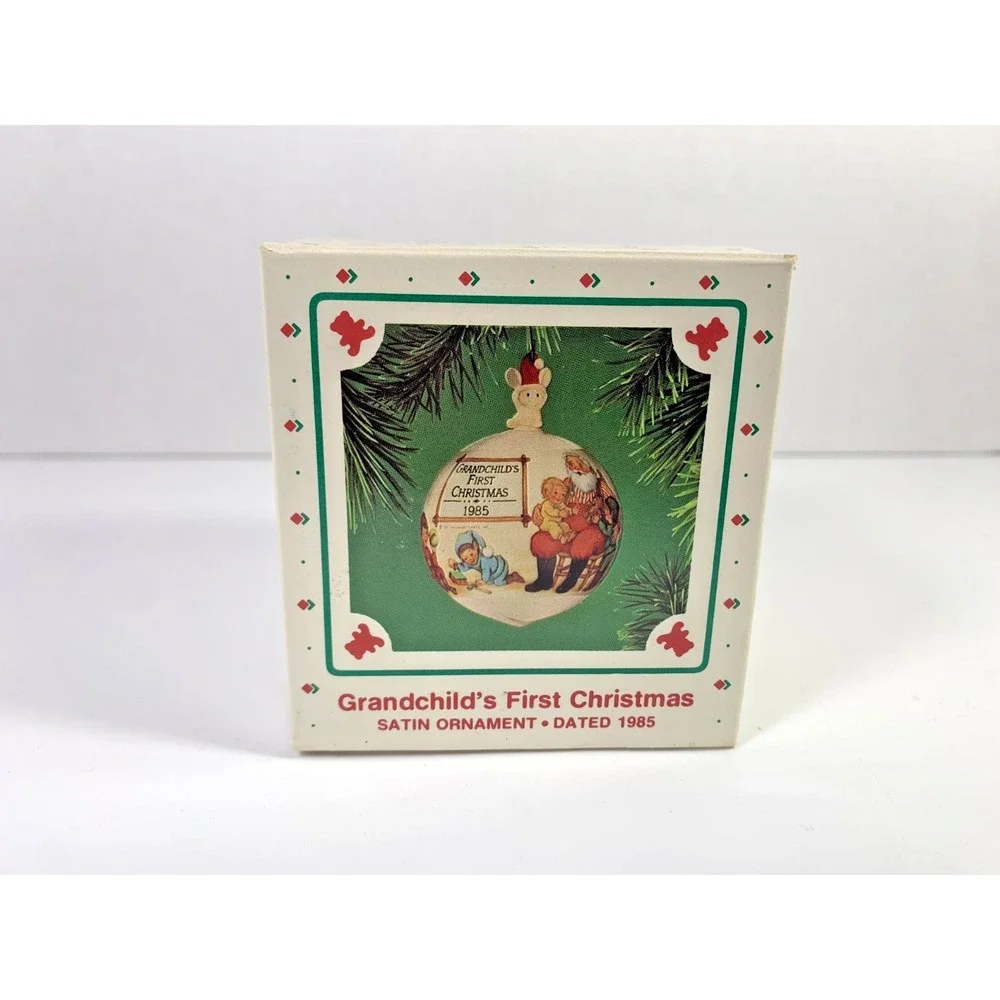 Hallmark 1985 Vintage Grandchild's First Christmas Satin Ball‎ Holiday Ornament